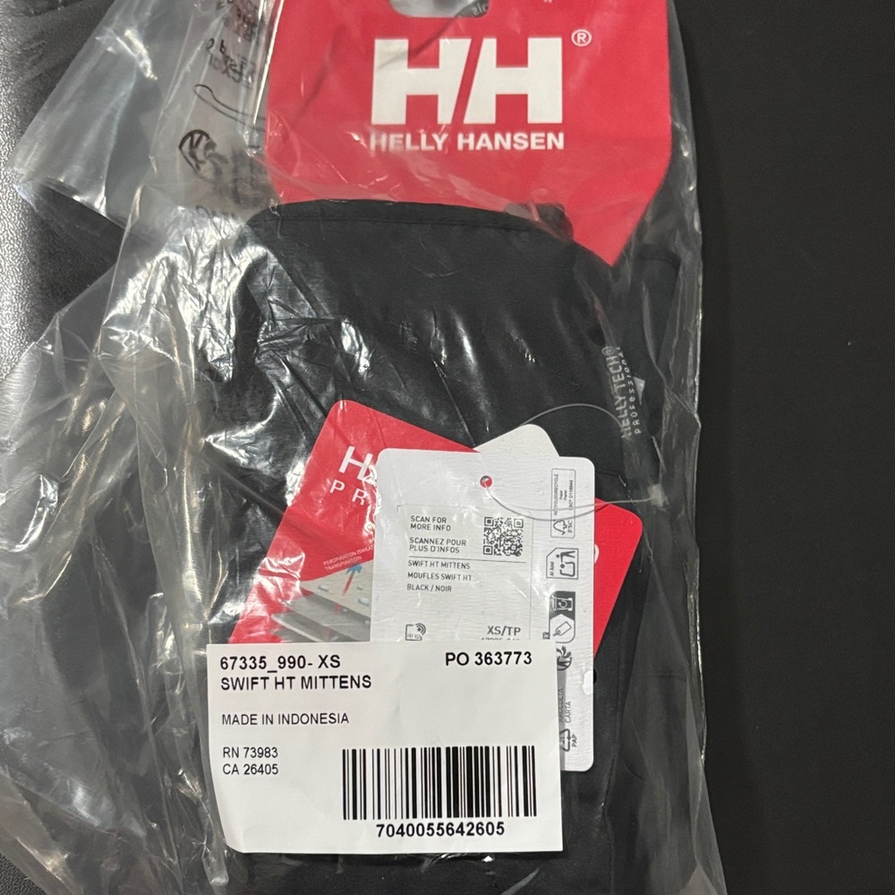 Helly Hansen Black Mittens